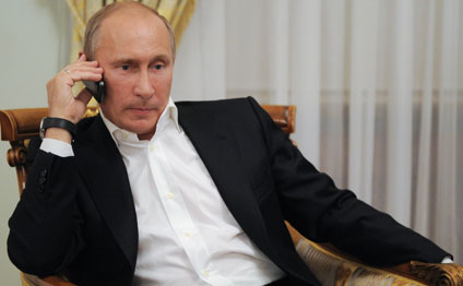 Putin Obamaya telefon açdı